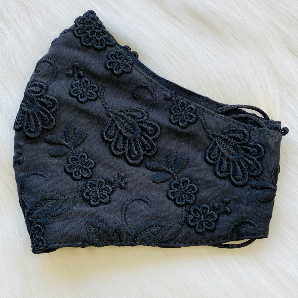 Sexy lace face mask